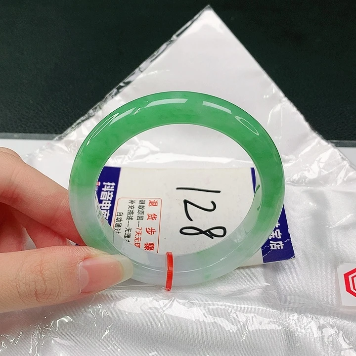 未镶嵌手镯翡翠翡翠手镯