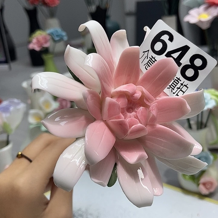 陶瓷纯手工捏花设计