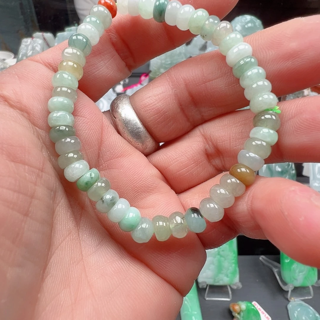 翡翠未镶嵌颈饰手串