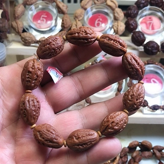 文玩核桃吊坠小雷