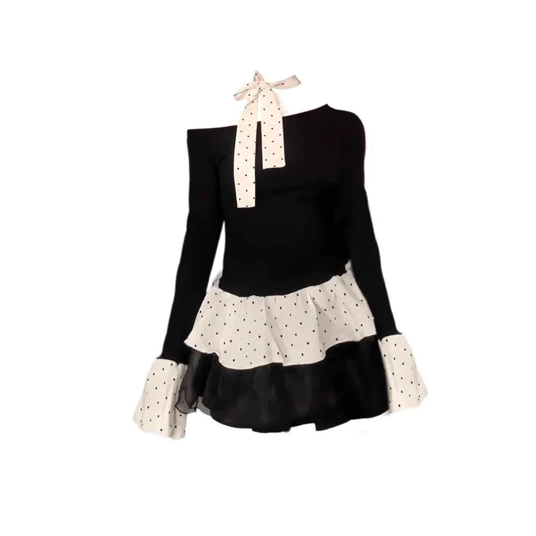 小众设计感波点荷叶边拼接显瘦长袖上衣辣妹露肩喇叭百搭减龄T恤