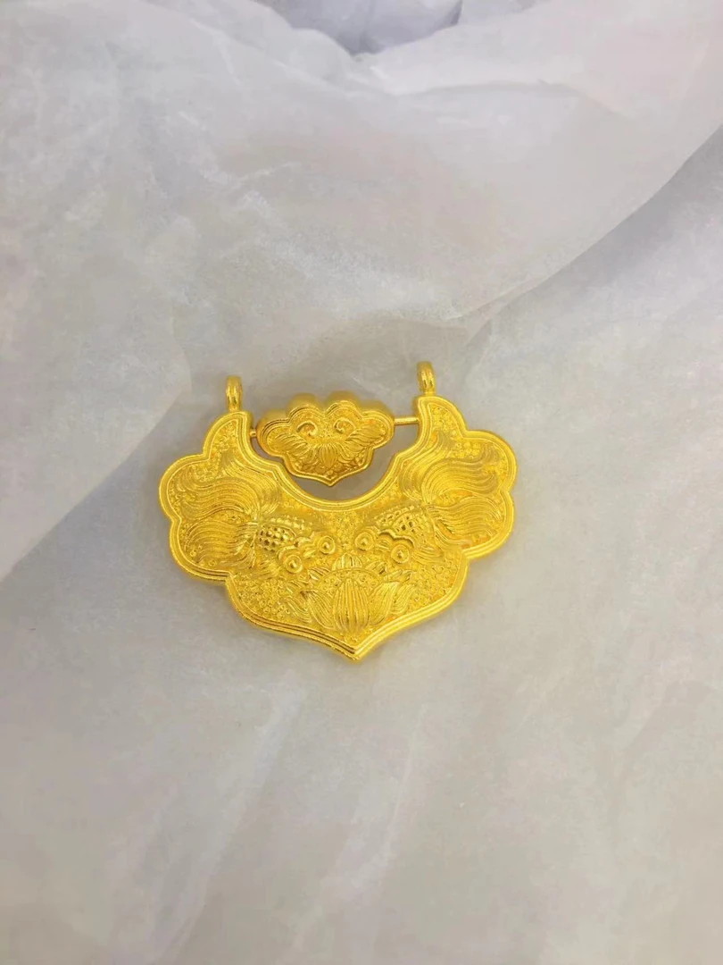 《三狼》足金9999古法锦鲤锁包基地国检一物一证时尚百搭大气精致