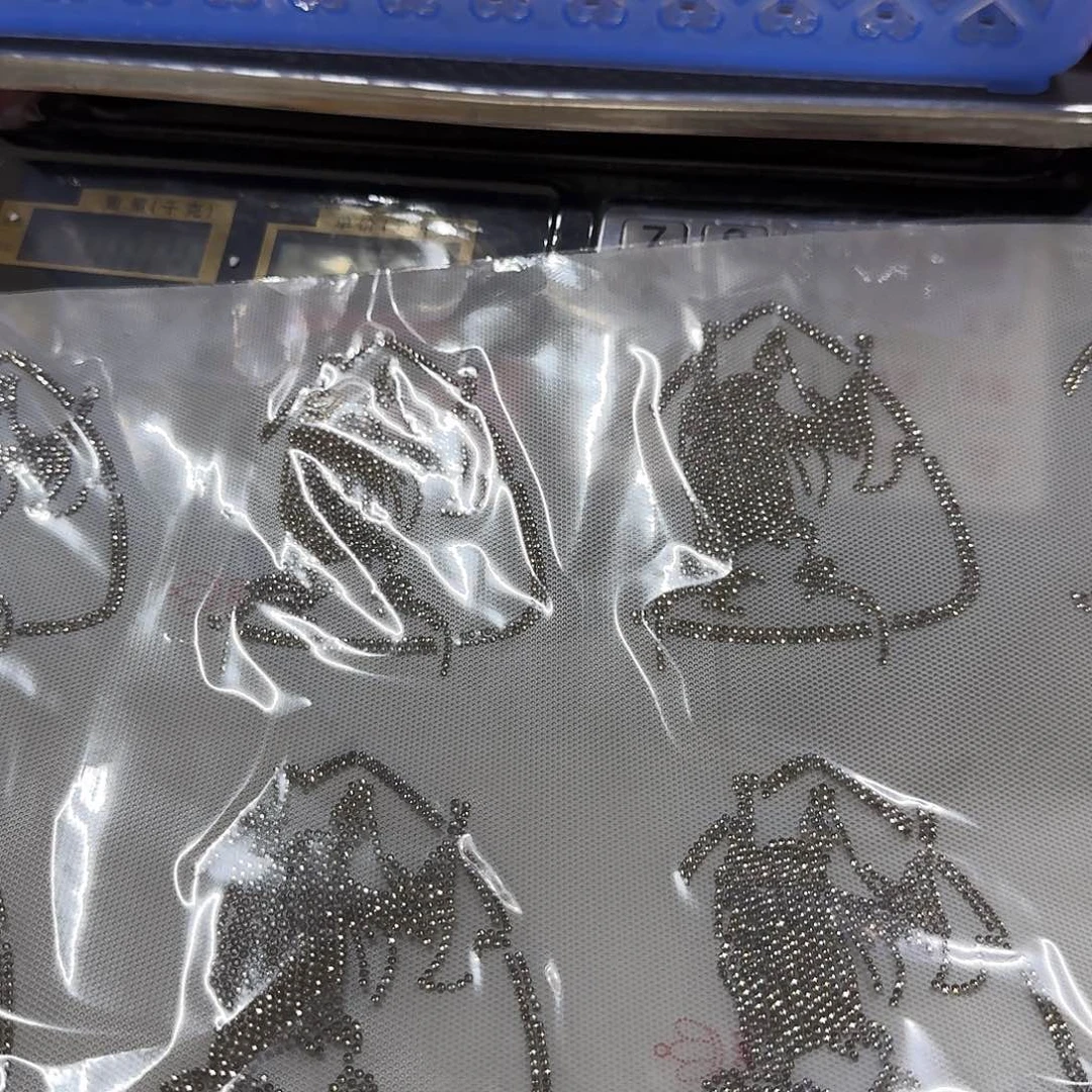 棉45号烫钻辅料两个