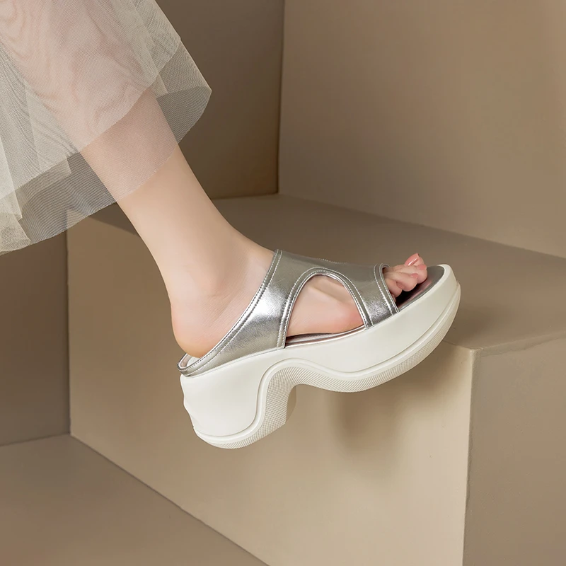 牛皮/7cm外穿网红厚底坡跟凉拖鞋女高跟露趾百搭小个子增高一字拖