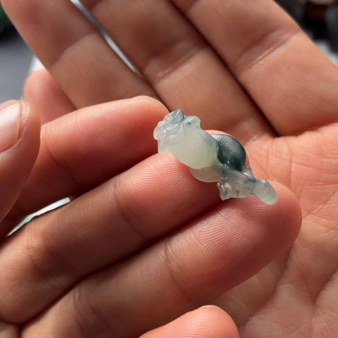 用***定制翡翠未镶嵌玫瑰花