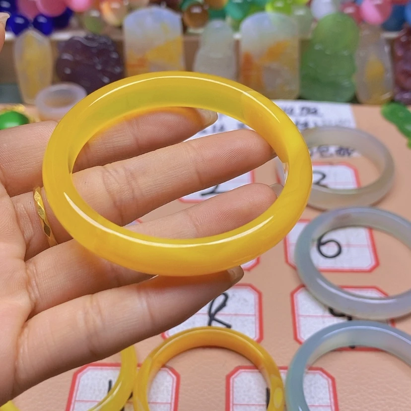 【闪购商品】玛瑙/玉髓颈饰未镶嵌羽****?