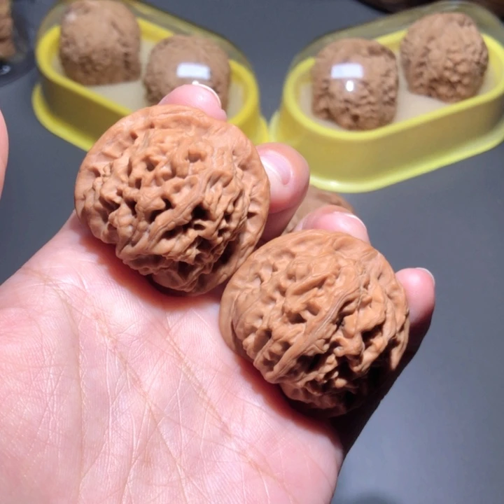 文玩核桃把件37.5天地狮子头