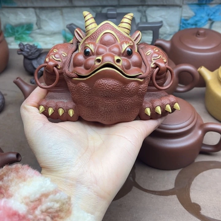 泥塑半**两紫砂茶宠金蟾摆件