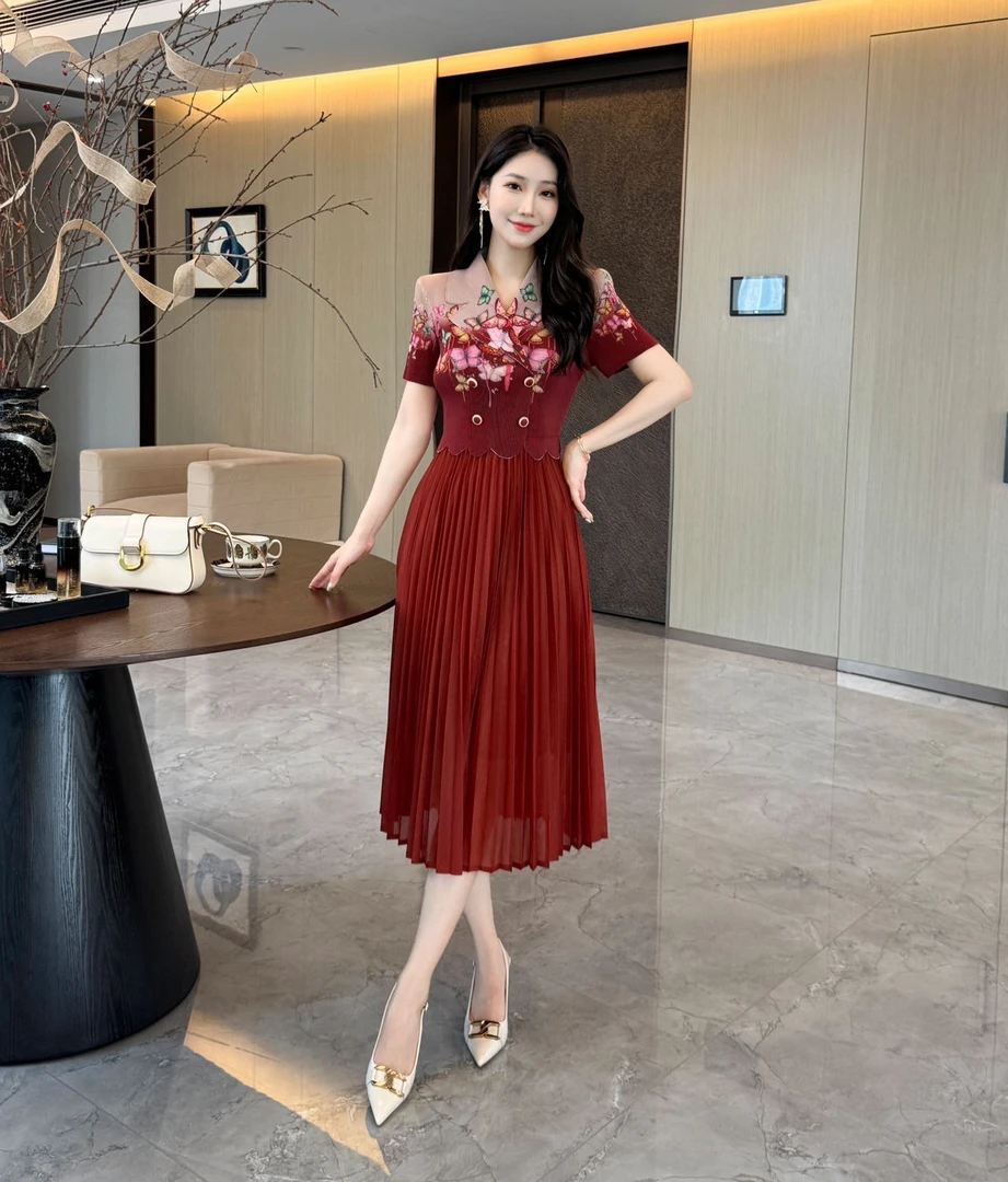 三宅褶皱2025夏季新款法式西装翻领气质显瘦高级感小个子百褶裙