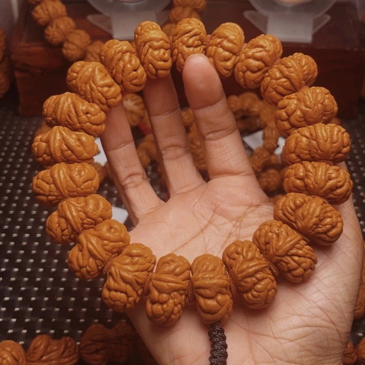 金***堂桃核手串龙纹桃核
