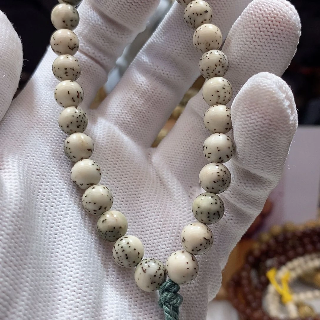 星月菩提手串石玉8圆