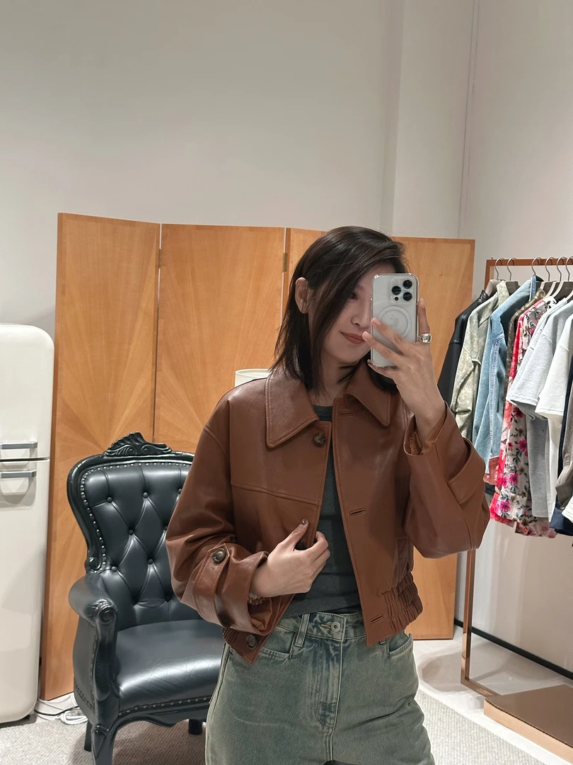 复古翻领皮衣短款时尚宽松