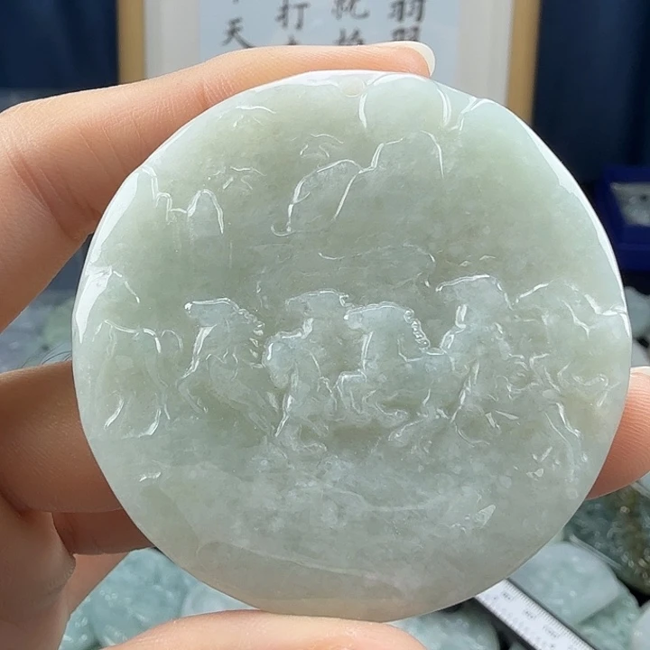 翡翠未镶嵌颈饰翡翠