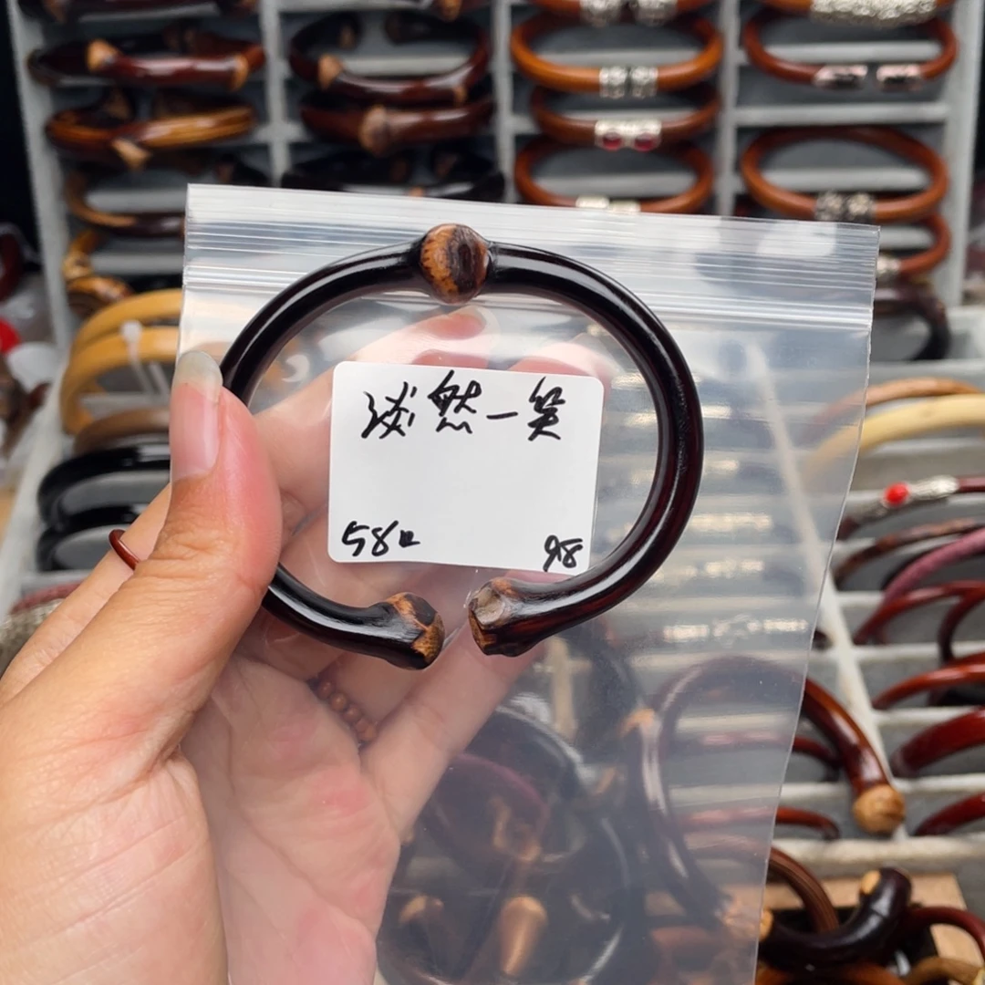淡***笑藤类无事牌。。。。。。。。。。