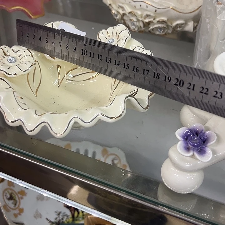 陶瓷瑕。。。。。。。。。。。。。