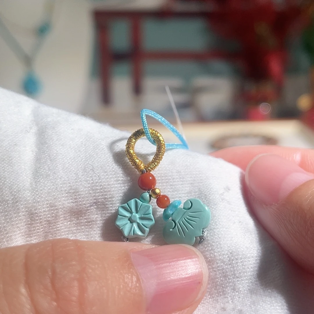 绿松石配饰未镶嵌