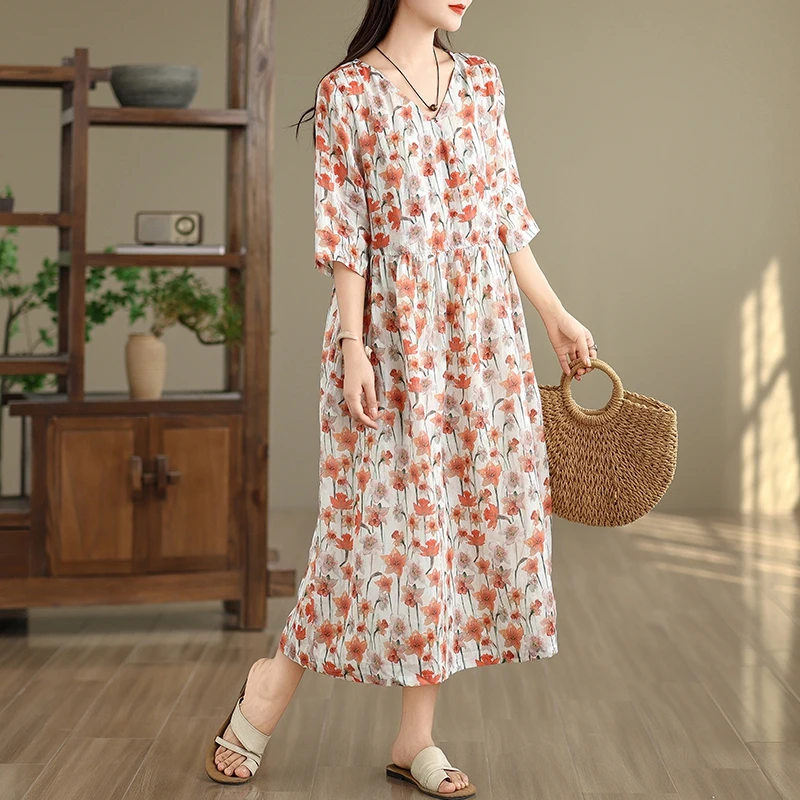 文艺复古碎花连衣裙2025年夏季新款气质宽松休闲五分袖V领长裙女