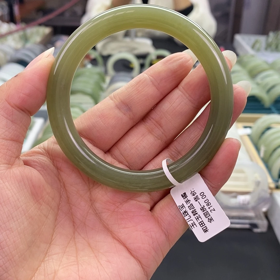 和田玉未镶嵌珠宝奇石和田玉手镯56.57