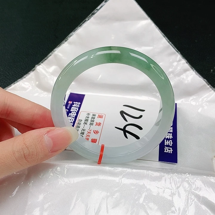 未镶嵌手镯翡翠翡翠手镯