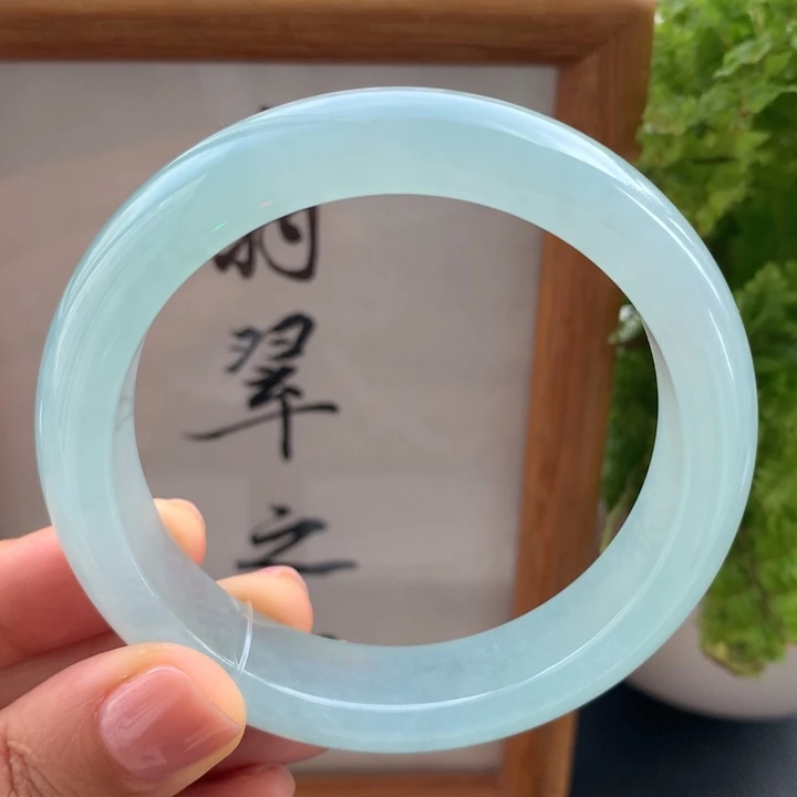 翡翠手镯未镶嵌翡翠手镯54