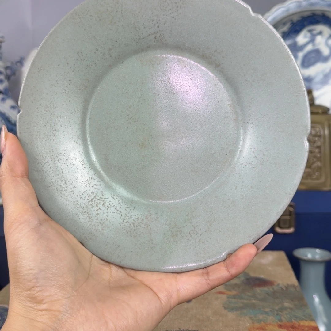 潇***人摆件汝窑鱼鳞片盘子精品