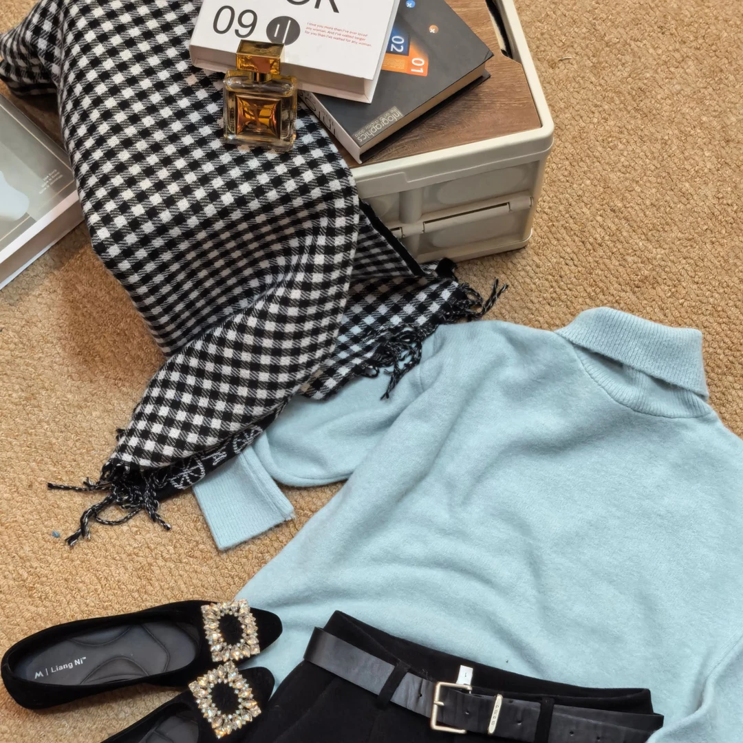 高领毛衫 A 浅蓝色 11200