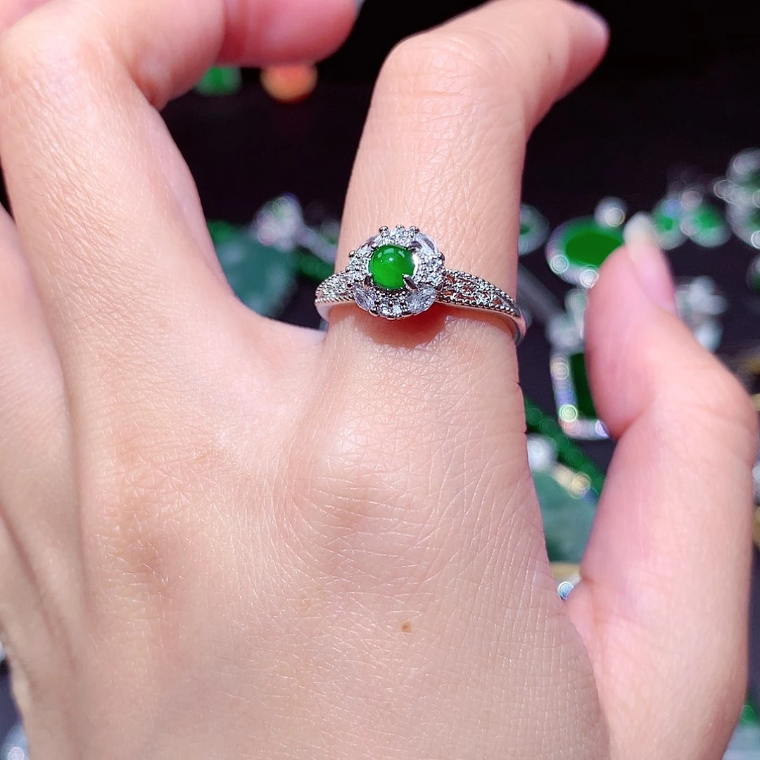 【闪购商品】翡翠吊坠(不含链)未镶嵌