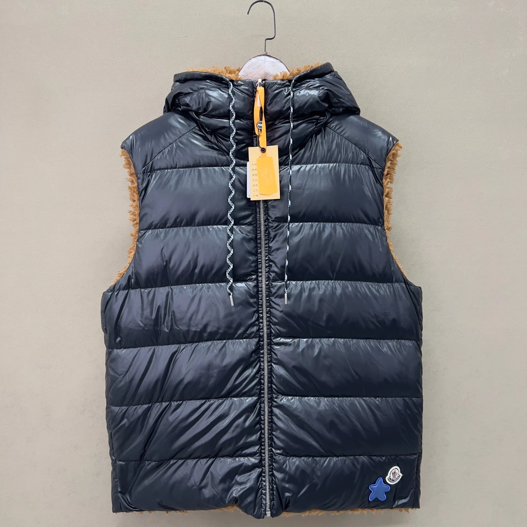 99新 MONCLER Moncler蒙口 皮毛一体羽绒马甲 ：XL码 cl00719