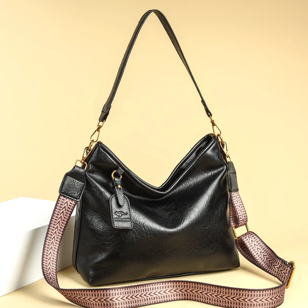 新款时尚斜挎单肩包8368 黑色 底长30高25