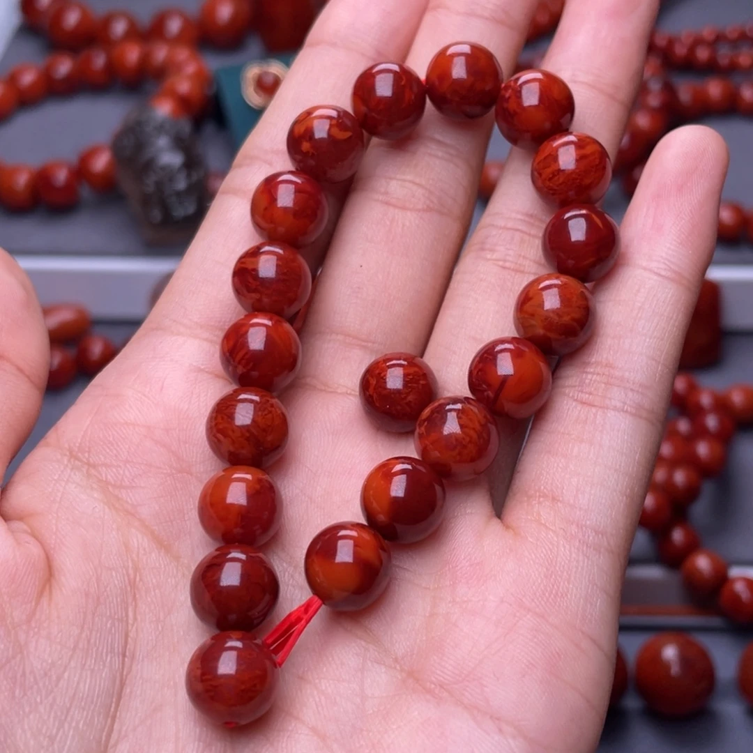 南红玛瑙其他未镶嵌毕业）9.8mm原矿九口妖火焰手串