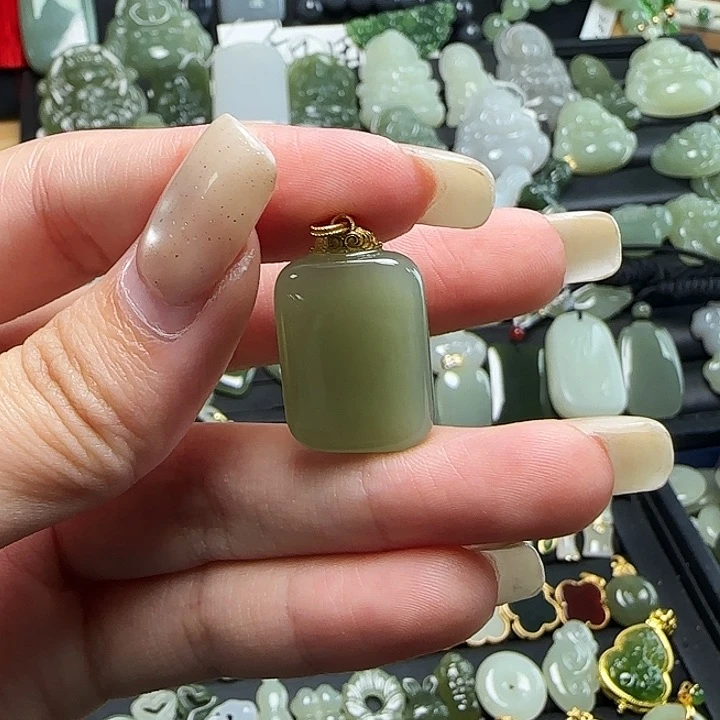 颈饰银S925镶嵌和田玉