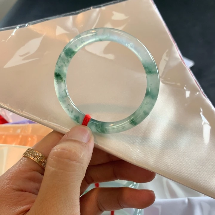 翡翠未镶嵌手镯51.5