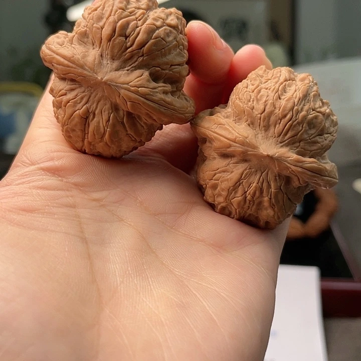 文玩核桃把件吴*子血麒麟41