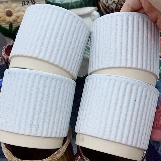 多肉绿植陶瓷花盆9.9包邮，有孔