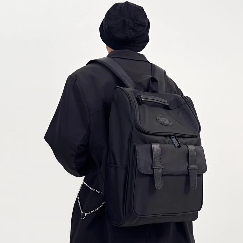 潮牌轻便双肩包男大容量初中生书包女大学生高中休闲旅行电脑背包