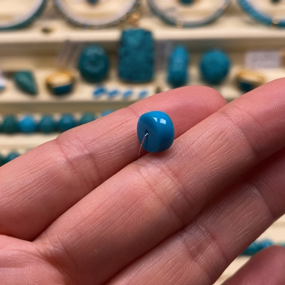 绿松石未镶嵌珠宝奇石直径8.5×4.2直切