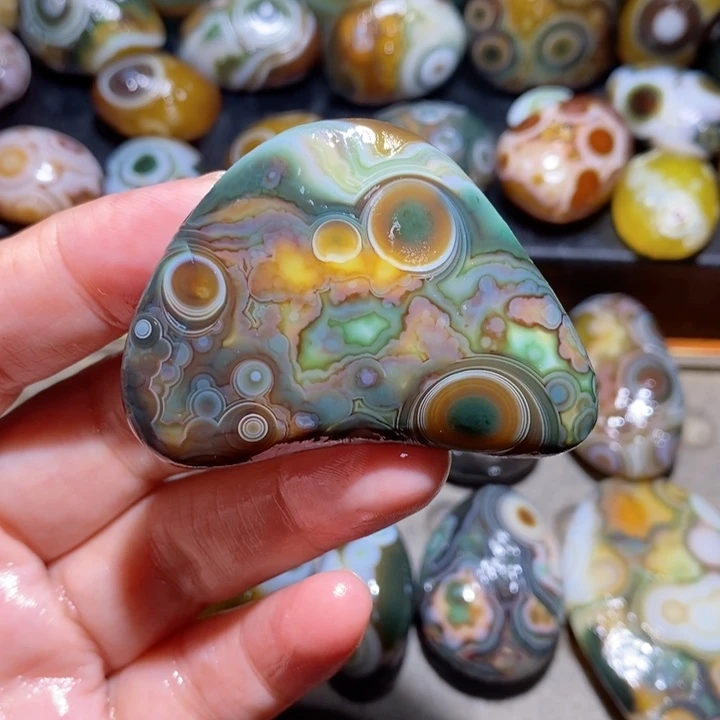 未镶嵌玛瑙/玉髓珠宝半成品62
