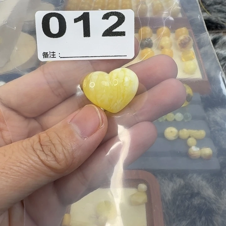 琥珀未镶嵌手链22.3