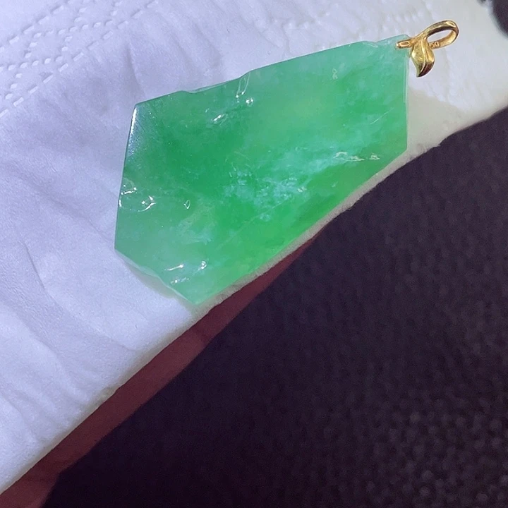 颈饰18K金镶嵌翡翠翡翠