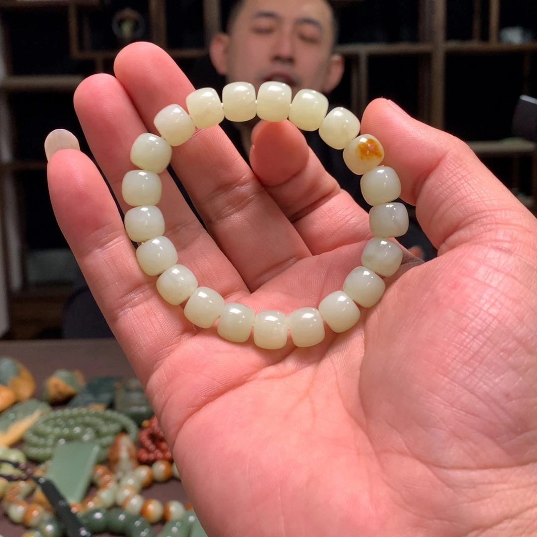 M***G岫岩河磨玉（透闪石质玉）未镶嵌手链