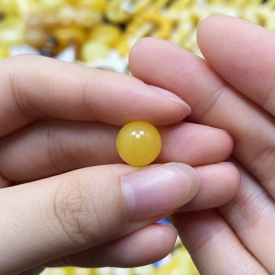 未镶嵌蜜蜡裸石圆珠10.5mm瑕