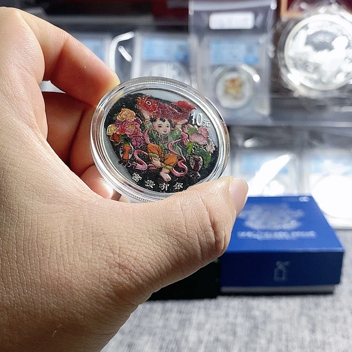 纯银有瑕疵无盒证99年彩富贵一枚如图