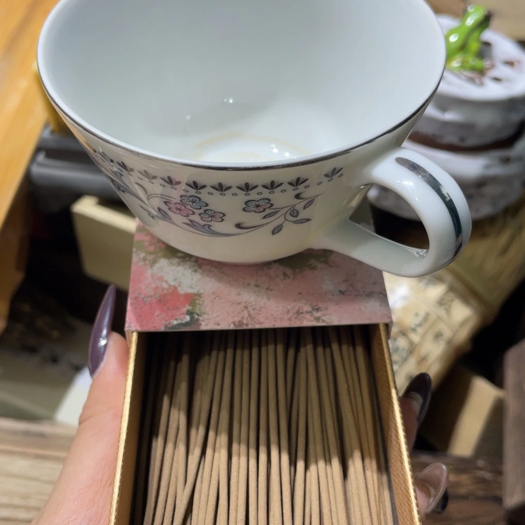 紫砂茶杯我们要的
