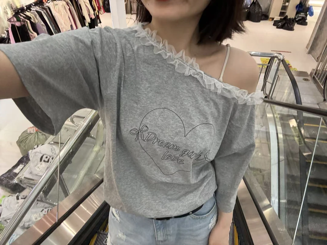 字母爱心斜肩T东大门泡菜