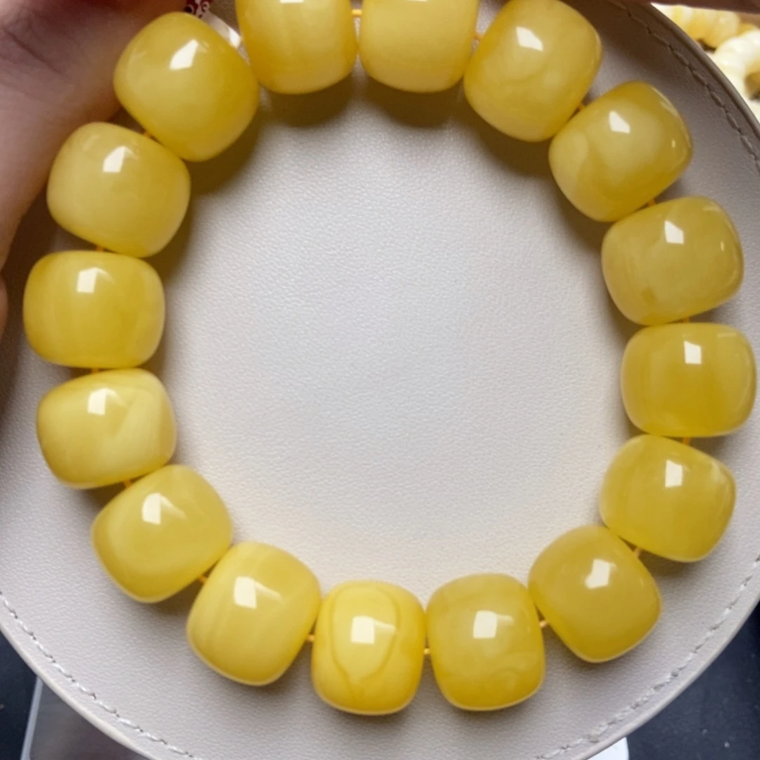 蜜蜡未镶嵌珠宝奇石274