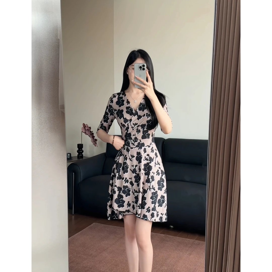 【温柔智姐】夏季轻薄印花裹身裙复古一片式碎花绑带连衣裙女