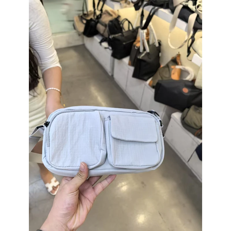 YUSHA/高档新款灰白色小鹿斜挎胸包-M067