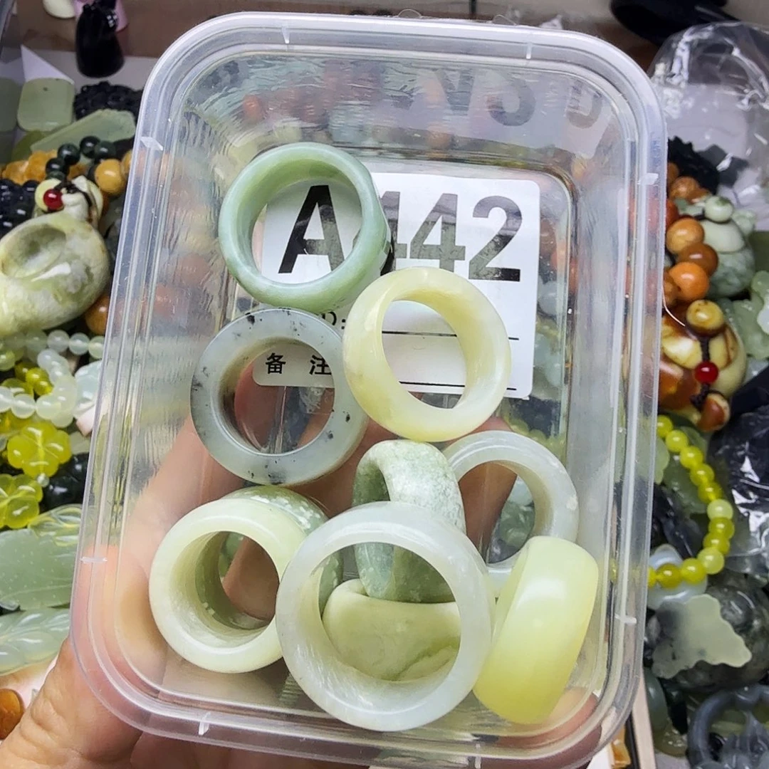 蛇纹石玉合金颈饰