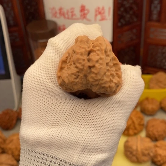 文玩核桃吊坠38蛤蟆头