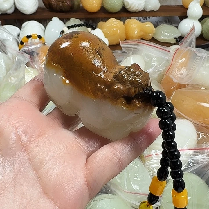 耐***人砖雕石头手把件不退不换